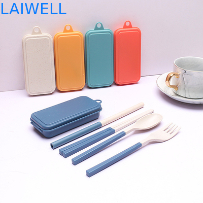 휴대용 5PC 녹색 밀짚 섬유 식기 세트 다재다능 생물 분해 가능한 식기용품 액세서리 지속 가능하고 뜨거운 음식과 차가운 음식에 적합