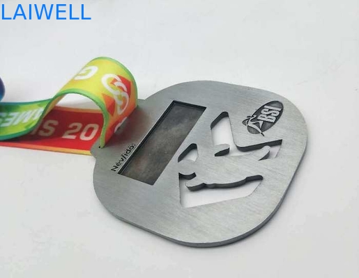 중공 CNC 마라톤 스포츠 금속 메달 복고풍 Debossing